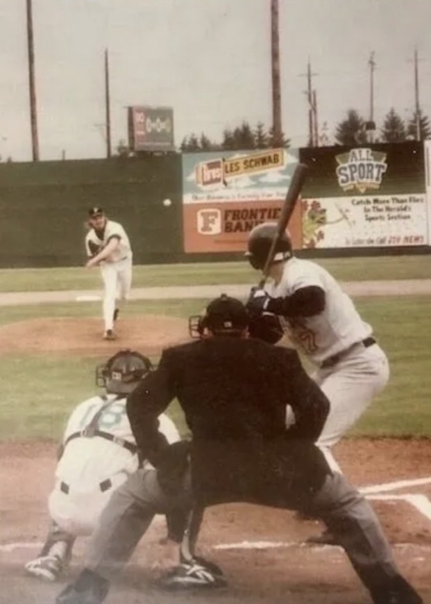 Facing Randy Johnson (2)